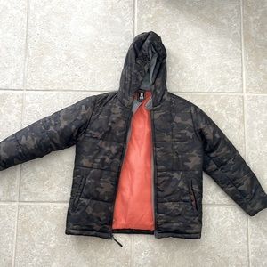 Boys winter jacket size 14/16 in camo like new condition warm & waterproof